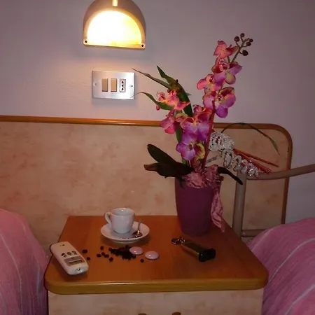 Hotel Taioli Meuble 2*