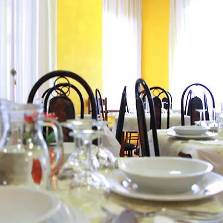 Hotel Taioli Meuble 2*