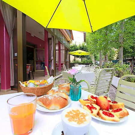 Hotel Taioli Meuble